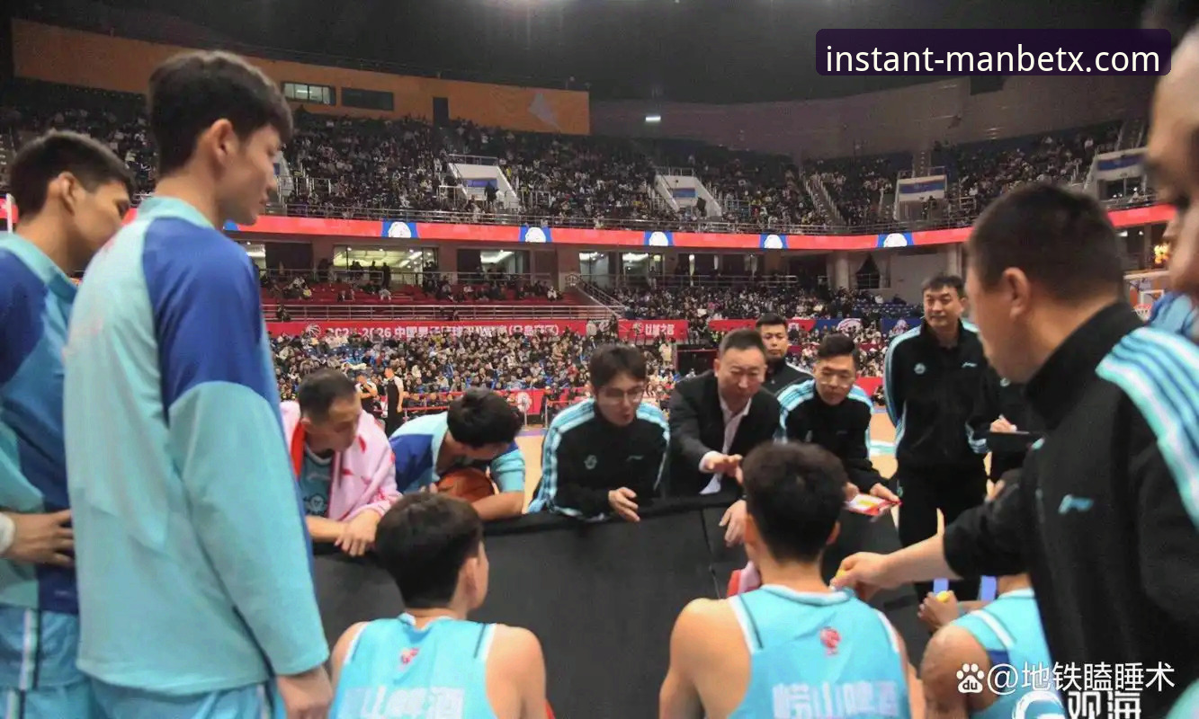CBA季后赛最新动态：山西2-0横扫青岛晋级八强，manbetx全站体育用户见证团队篮球胜利